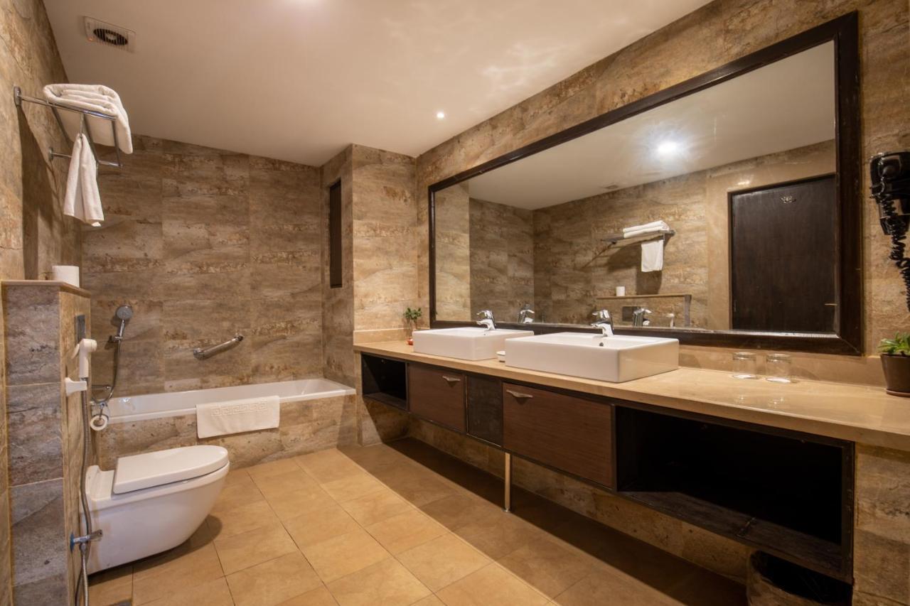 Hotel Tibet International Kathmandu Luaran gambar